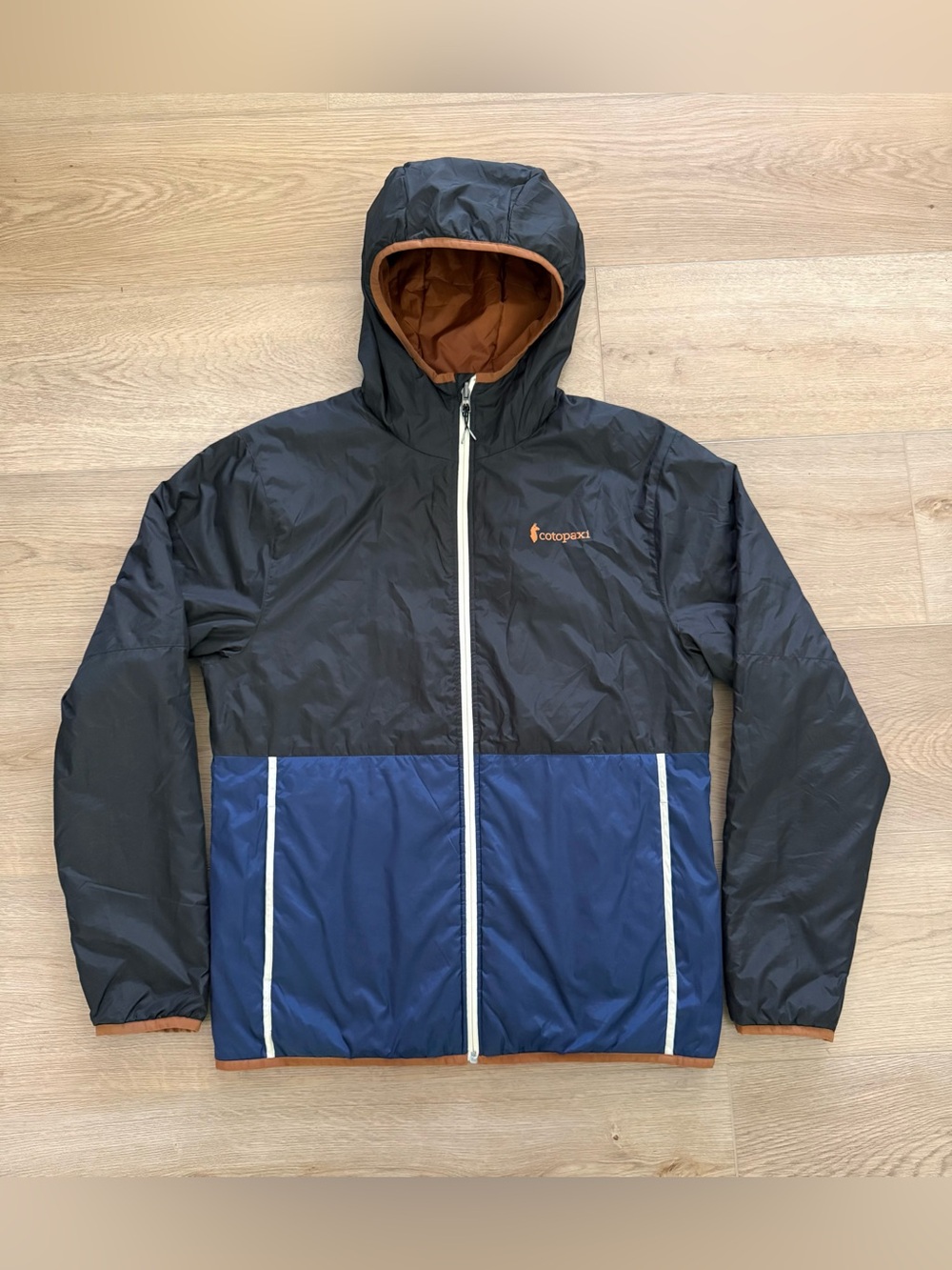Cotopaxi Teca Cálido Reversible Hooded Jacket Size L Black Navy Orange